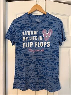 Margaritaville Blue Heather Graphic Tee with Pink Flip-Flop Heart (Ptp 18.5”)